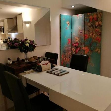 Lovet Homestay Londen Buitenkant foto